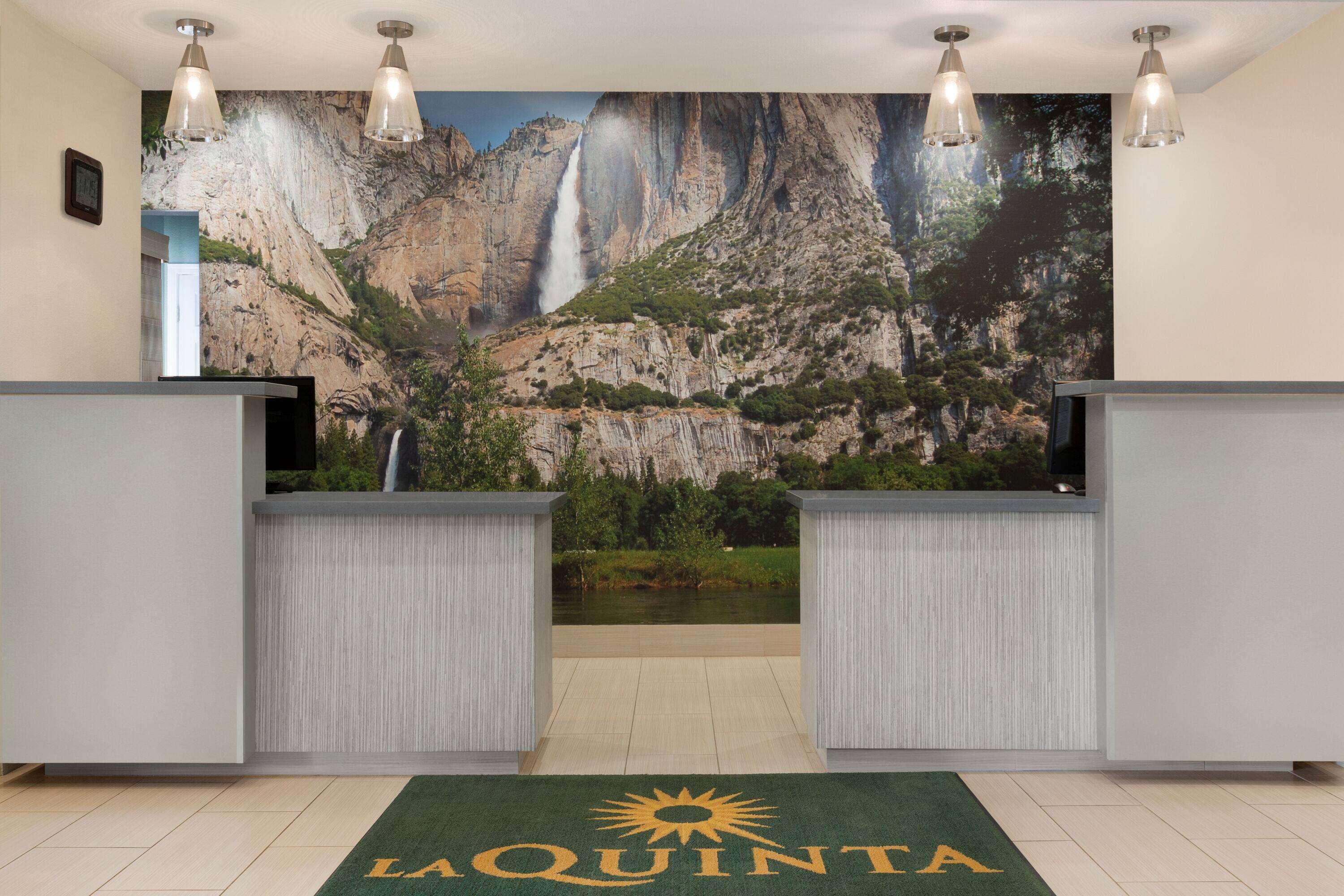 La Quinta By Wyndham Fresno Northwest Hotell Exteriör bild
